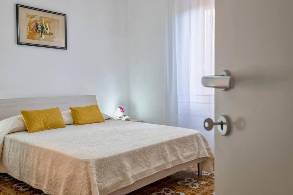 100 Metri Dal Mare Apartment *